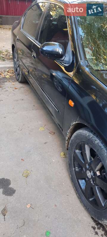 Седан Nissan Maxima 2004 в Хмельницком