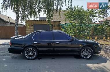 Седан Nissan Maxima 1997 в Новомосковську