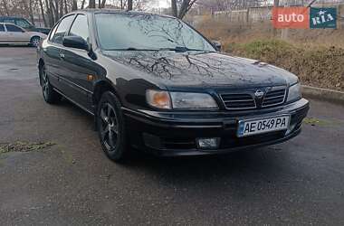 Седан Nissan Maxima 1999 в Запорожье