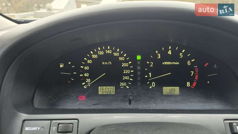 Седан Nissan Maxima 2002 в Житомире