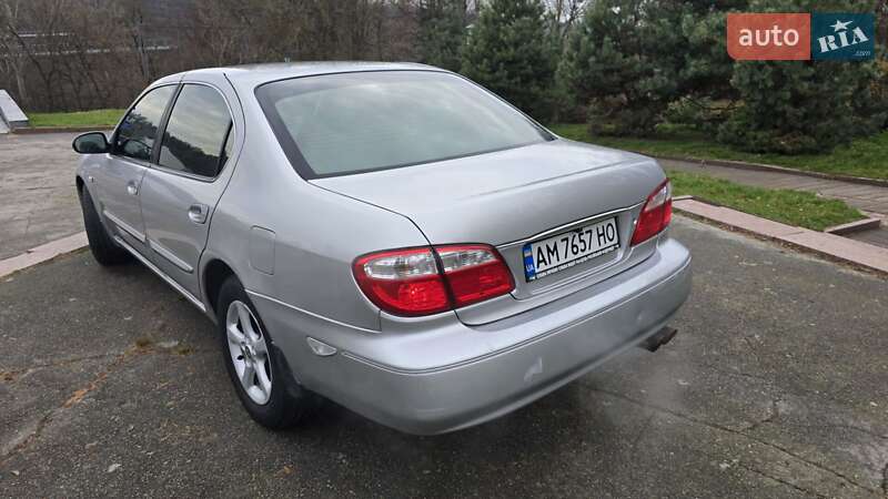 Седан Nissan Maxima 2002 в Житомире