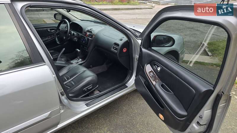 Седан Nissan Maxima 2002 в Житомире