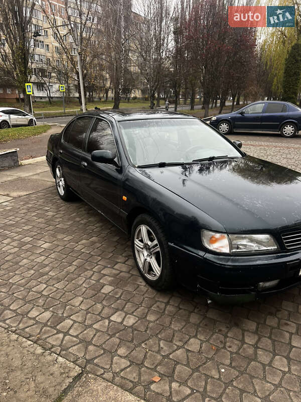 Nissan Maxima 1995 Nissan Maxima 1995