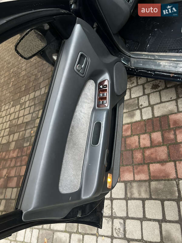 Седан Nissan Maxima 1995 в Луцке фото 10 Седан Nissan Maxima 1995 в Луцке