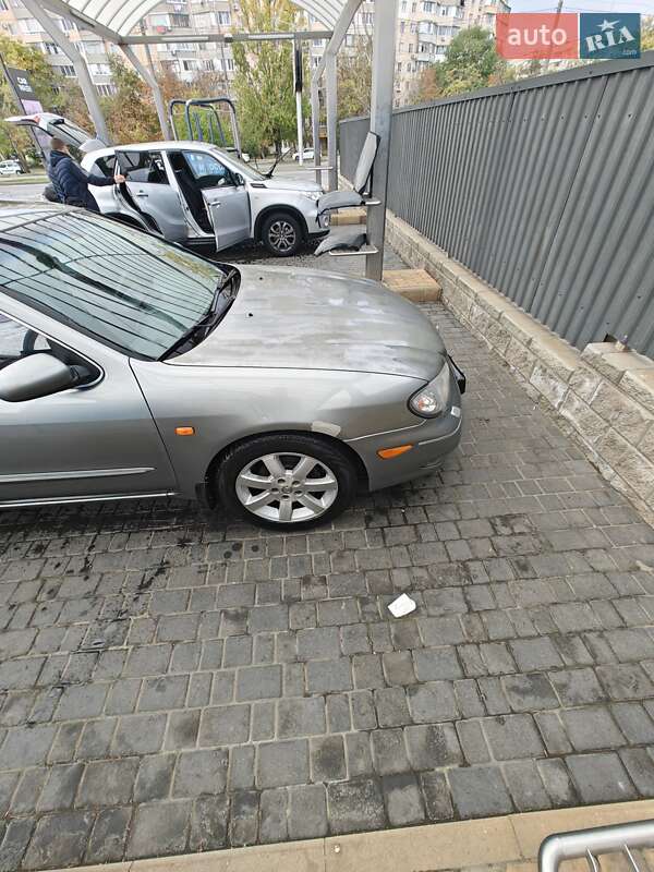 Седан Nissan Maxima 2003 в Одессе