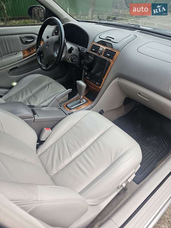 Седан Nissan Maxima 2003 в Запоріжжі