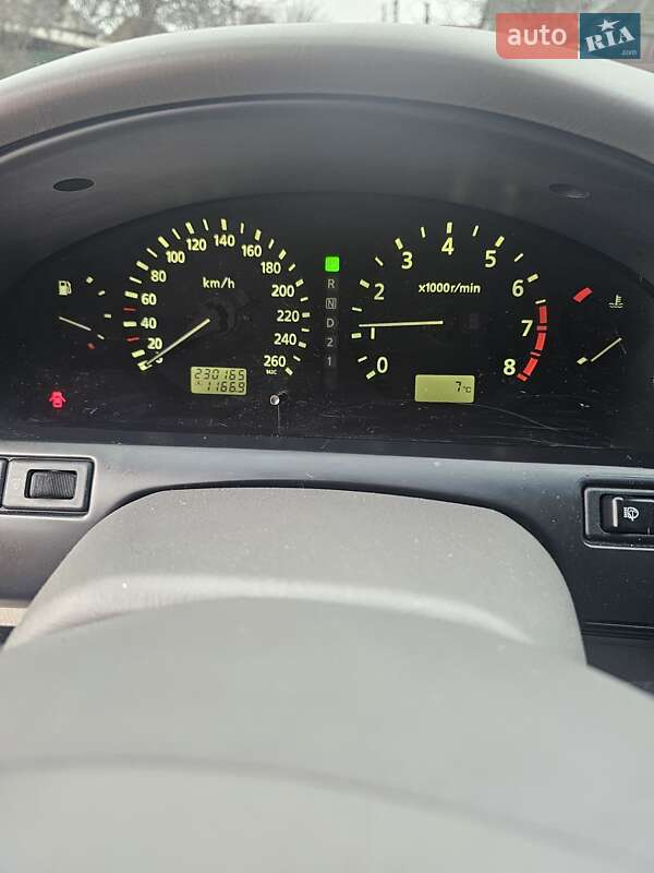 Седан Nissan Maxima 2003 в Запоріжжі