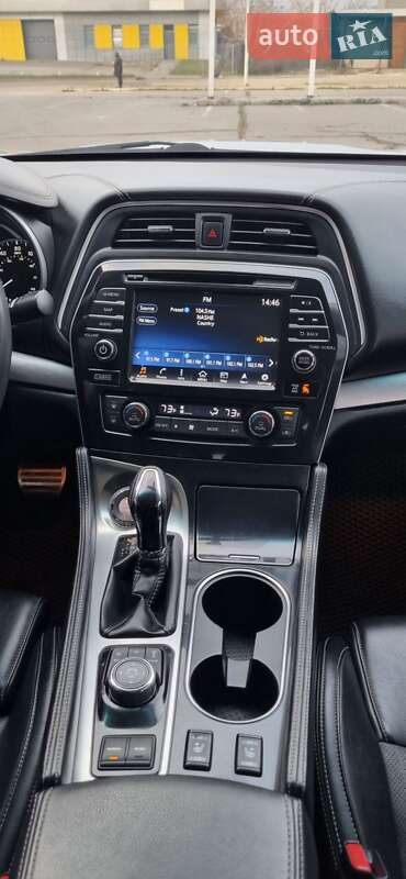 Седан Nissan Maxima 2018 в Харкові