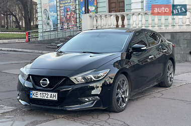 Седан Nissan Maxima 2015 в Каменском