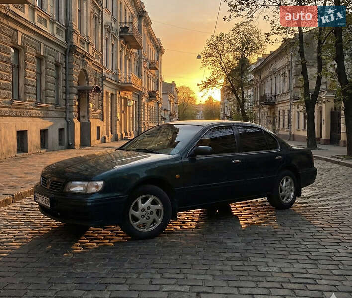 Nissan Maxima 1998