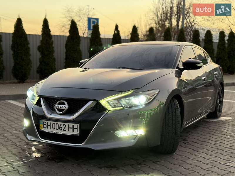 Седан Nissan Maxima 2017 в Одессе
