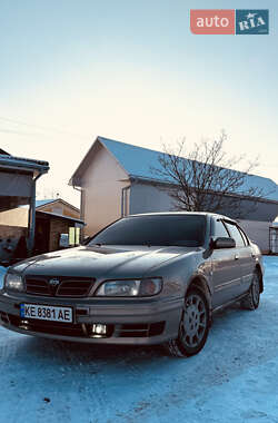 Седан Nissan Maxima 1997 в Харькове