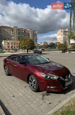 Седан Nissan Maxima 2016 в Ивано-Франковске