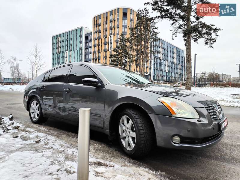 Седан Nissan Maxima 2005 в Киеве