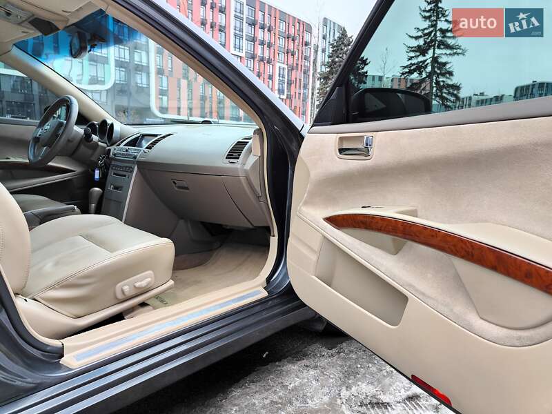 Седан Nissan Maxima 2005 в Киеве