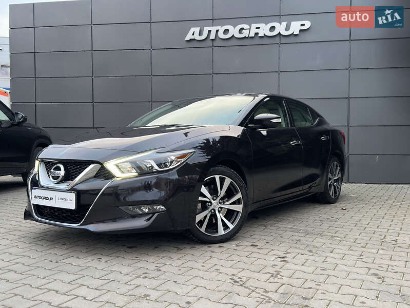 Седан Nissan Maxima 2016 в Одесі