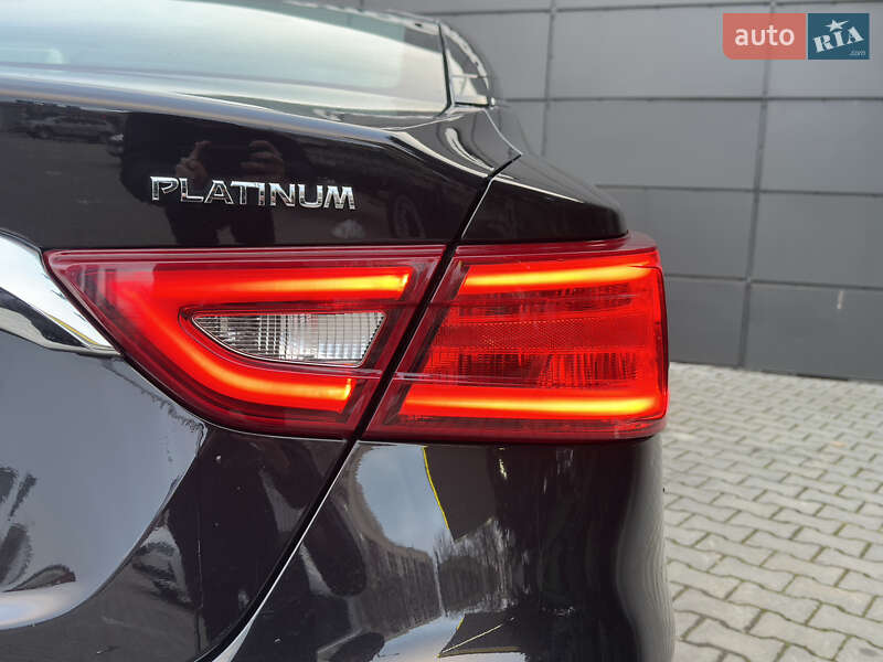 Седан Nissan Maxima 2016 в Одесі