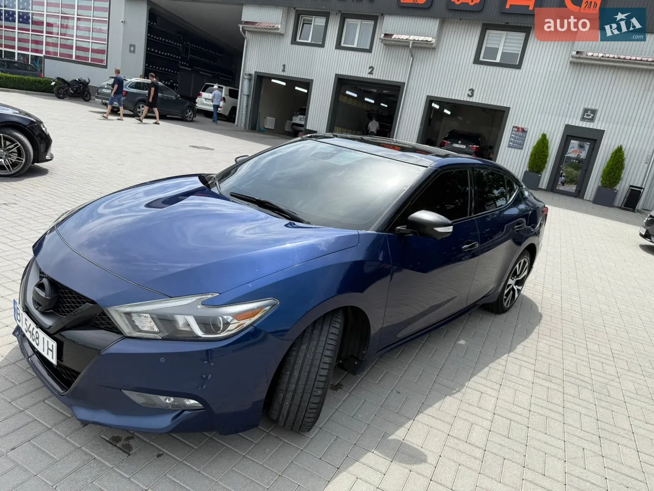 2017 Nissan Maxima - мініатюра 18