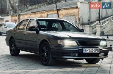 Седан Nissan Maxima 1995 в Одессе