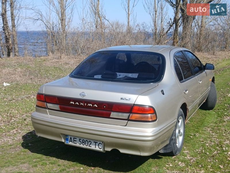 Седан Nissan Maxima 1997 в Верхнеднепровске фото 5 Седан Nissan Maxima 1997 в Верхнеднепровске