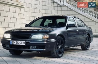 Седан Nissan Maxima 1995 в Одессе