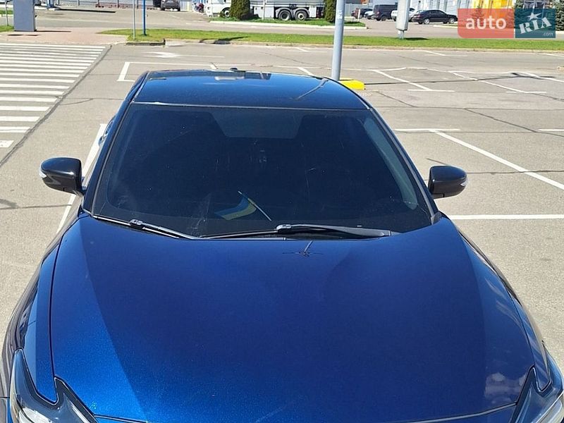Седан Nissan Maxima 2018 в Борисполе