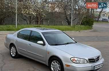 Седан Nissan Maxima 2000 в Одессе