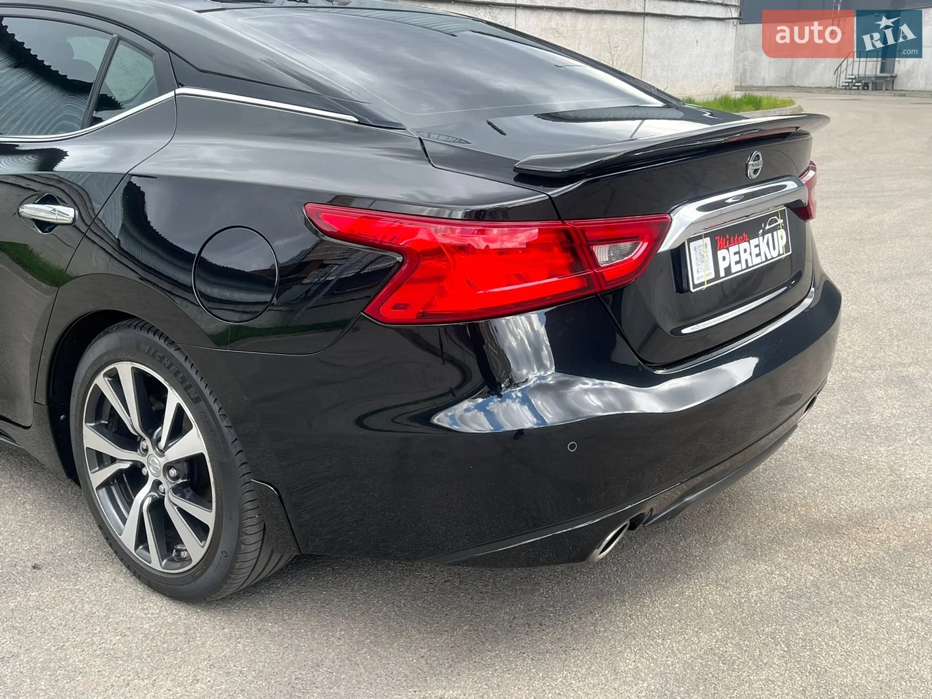 2016 Nissan Maxima - мініатюра 11