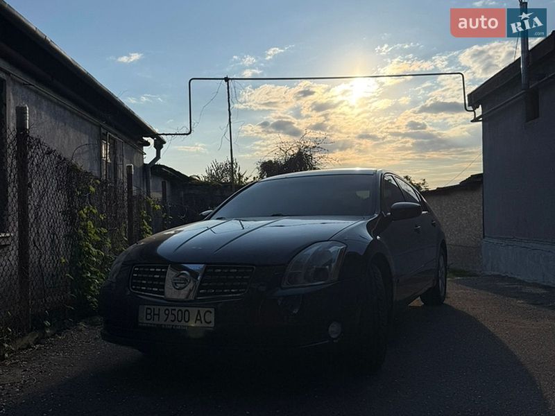 Nissan Maxima 2004