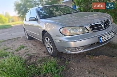Седан Nissan Maxima 2003 в Никополе
