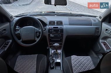 Седан Nissan Maxima 1995 в Одессе