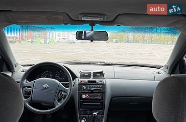 Седан Nissan Maxima 1996 в Одессе
