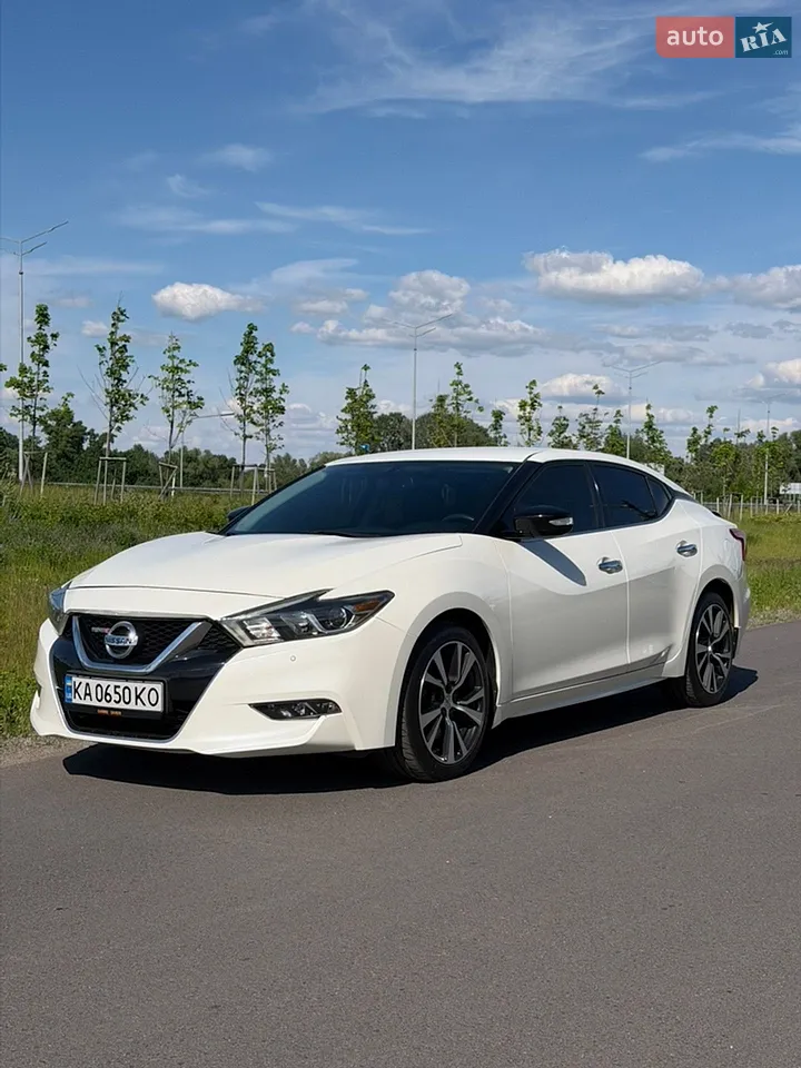 2017 Nissan Maxima - мініатюра 15