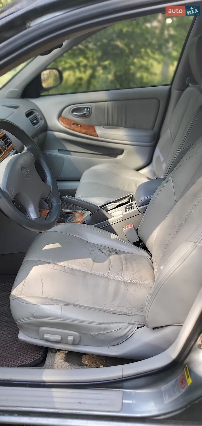 Nissan Maxima 2002 VIN JN1CAUA33U0070041 фото оголошення 4 з 10