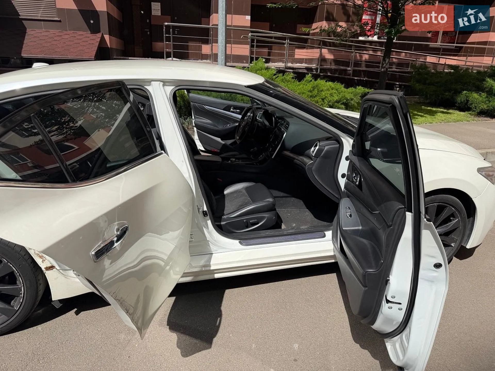 2017 Nissan Maxima - мініатюра 8