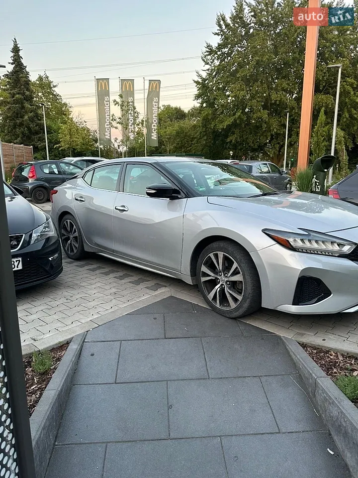 2017 Nissan Maxima - мініатюра 22