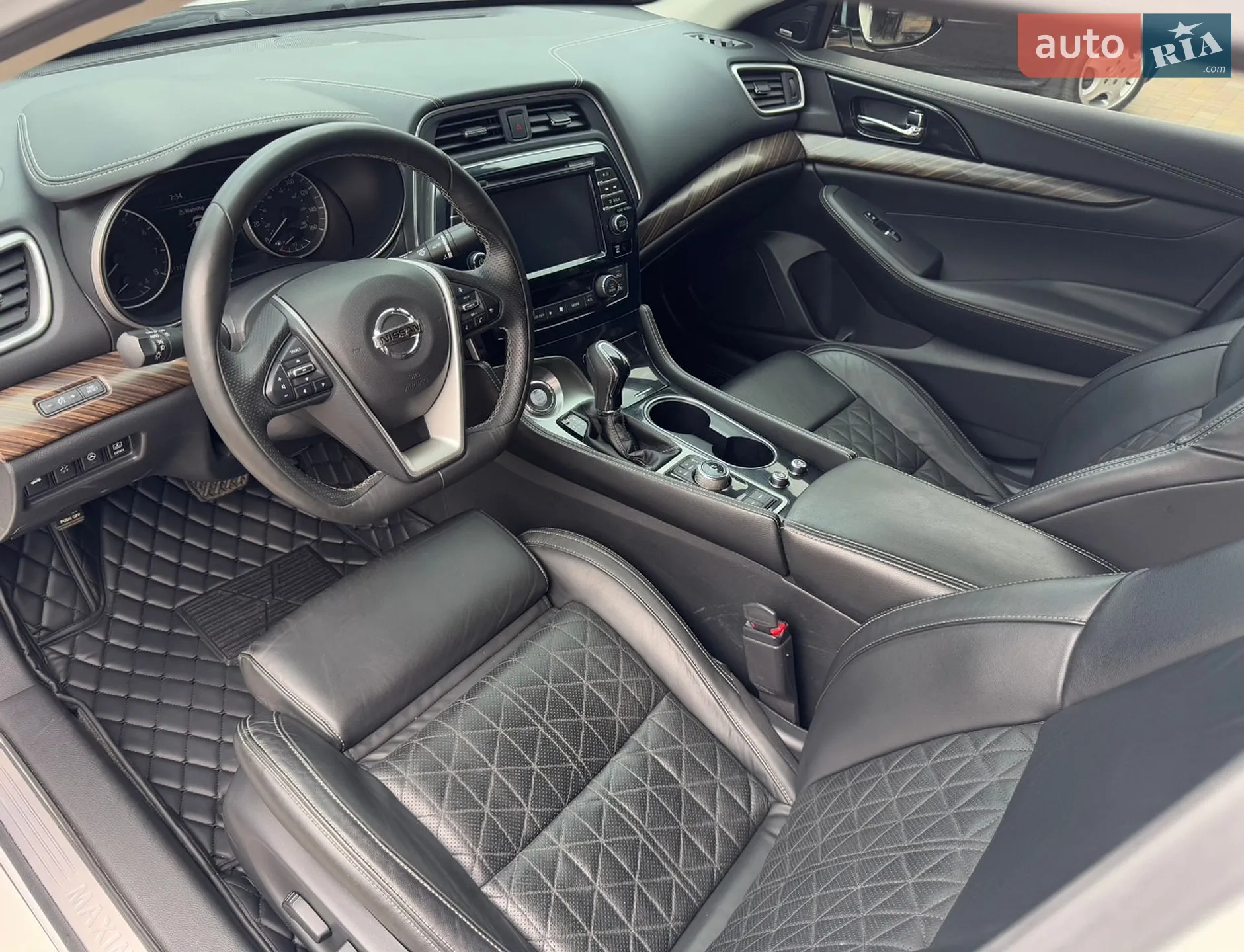 2018 Nissan Maxima - мініатюра 11