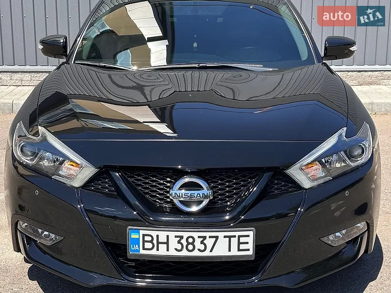 Nissan Maxima