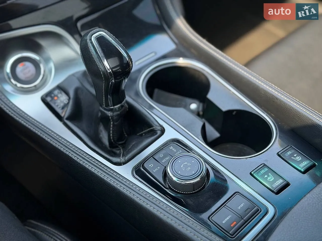 2018 Nissan Maxima - мініатюра 18