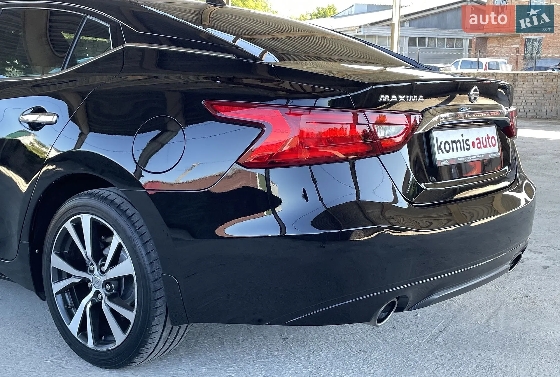 2016 Nissan Maxima - мініатюра 29