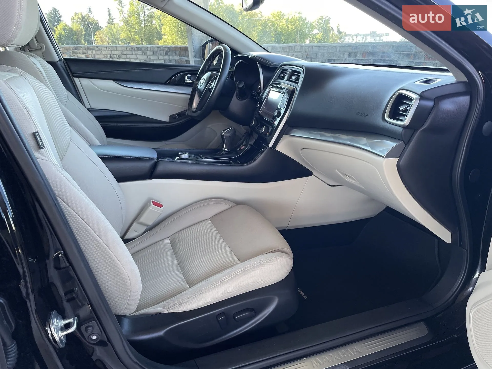 2016 Nissan Maxima - мініатюра 41