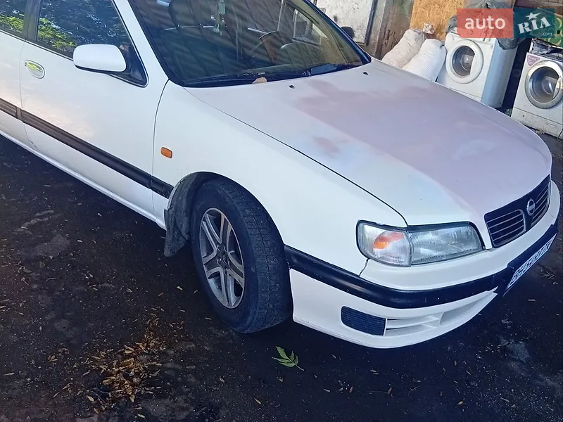 Nissan Maxima 1995