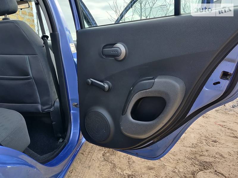 Хетчбек Nissan Micra 2004 в Києві