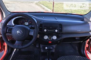 Хетчбек Nissan Micra 2006 в 