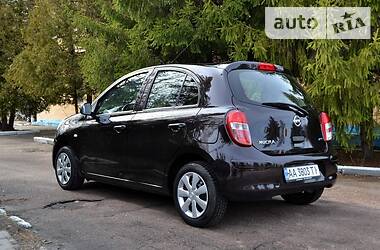 Хетчбек Nissan Micra 2012 в 