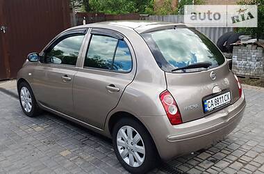 Хэтчбек Nissan Micra 2005 в Смеле