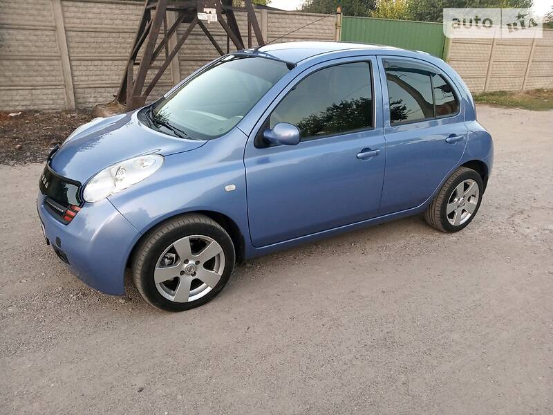 Хэтчбек Nissan Micra 2004 в Запорожье