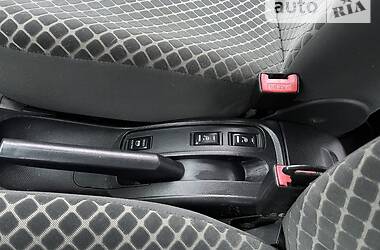 Хэтчбек Nissan Micra 2006 в 