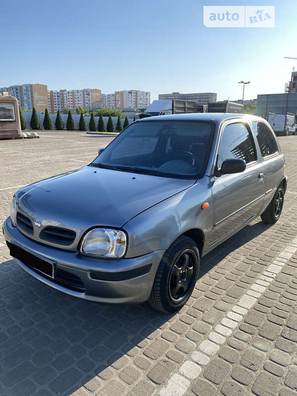 Хэтчбек Nissan Micra 2000 в Львове