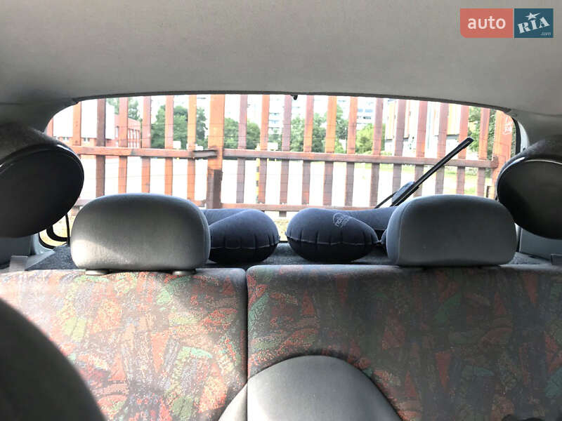 Хетчбек Nissan Micra 1995 в Миколаєві